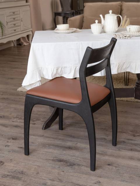 Обеденный стул Нами
