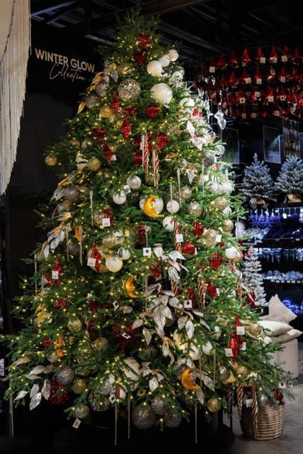 Ежедневно с 9:00 до 21:00 по адресу: Москва, ул. Боровая 7, стр.13