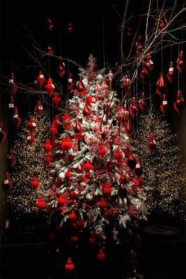 Где купить новогодний декор в Москве: 10 магазинов с новогодним декором и товарами от локальных брендов