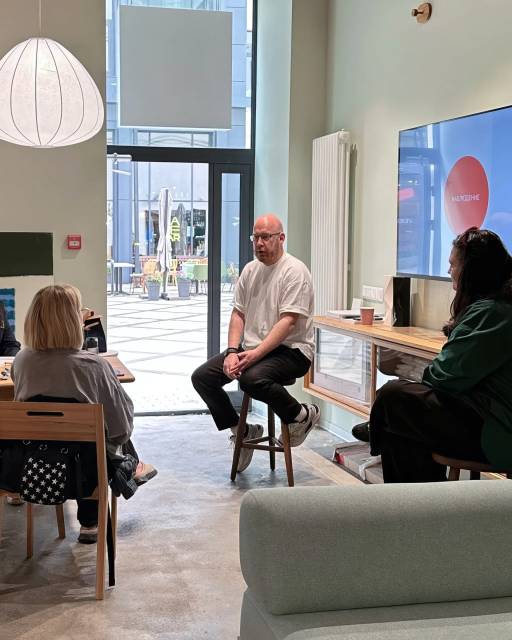 Светлана работает на стыке психологии, маркетинга и дизайна и учит других думать о продукте как о системе