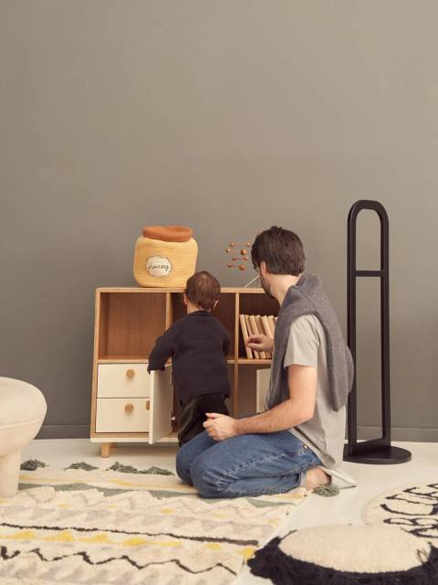 Стеллаж горизонтальный Miro из 6 ячеек