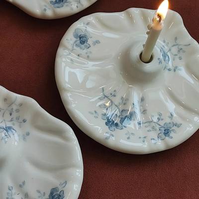 из полуфарфора 