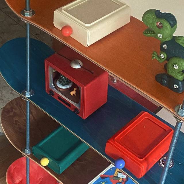 скейт-стеллаж