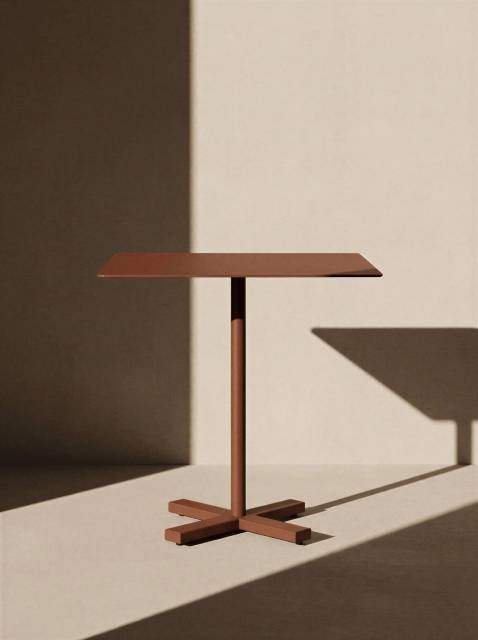 Металлический обеденный Cross | 60 | Квадрат