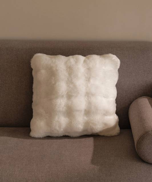 ЧЕХОЛ ИЗ ИСКУССТВЕННОГО МЕХА, 45х45 см