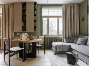 Стол Arch в проекте Елены Яушкиной © Иван Сорокин 