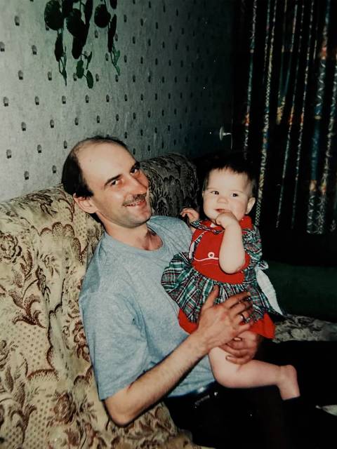 Тогда это казалось просто забавным. Сейчас я понимаю: он научил меня, что вещи не обязаны быть «как положено» — они могут быть «как хочется».