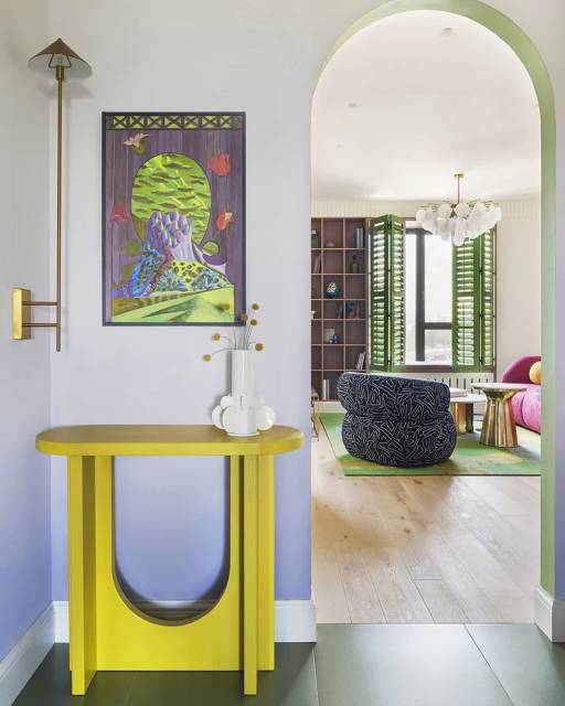 Мебель lulu'space в интерьерах дизайнеров: Елены Оконишниковой, Натальи Истоминой, Анны Морозовой, Алёны Власовой, Анастасии Григорьевой, Вероники Князевой, Инны Кудряковой, Михаила Зенова и команды студии «М-бюро», Екатерины Охватовой, Елены Учаевой, Светланы Мамаенко, Светланы Хабеевой и Татьяны Пономаренко.