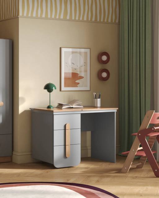 Рабочий стол Markes с длинной ручкой