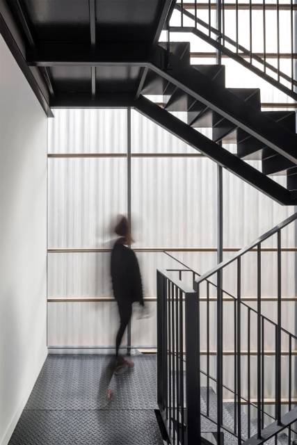 Жилой дом в Барселоне. Bureau de Arquitectura, 2019