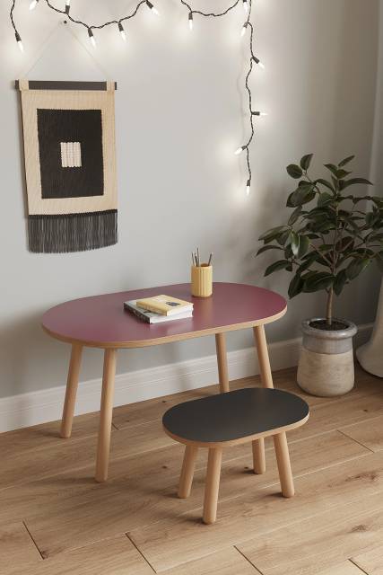 Растущий стол Montessori