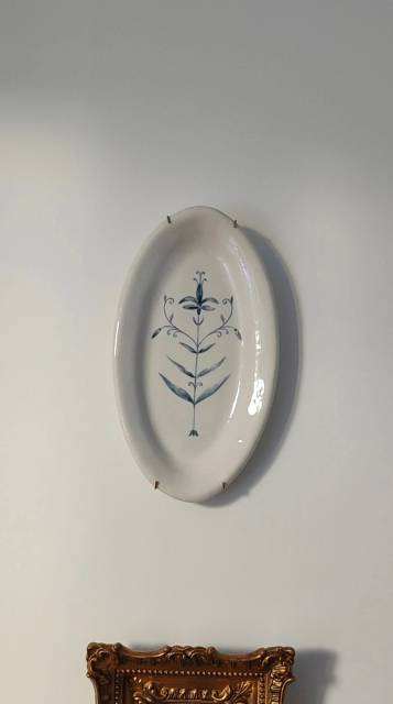 из полуфарфора Грациозная Лилия 