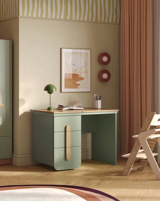 Рабочий стол Markes с длинной ручкой