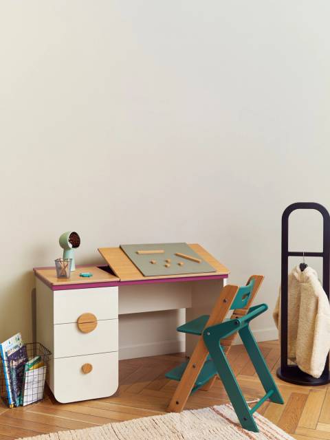 Рабочий стол Markes с круглой ручкой