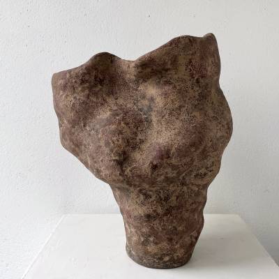 Авторская скульптурная ваза из серии "Гибкость"