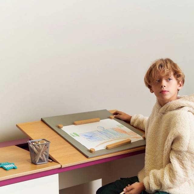 Рабочий стол Markes с длинной ручкой