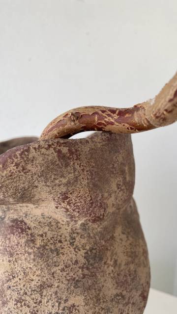 Авторская скульптурная ваза из серии "Гибкость"